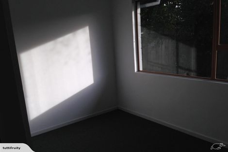 Photo of property in 2/20a Chivalry Road, Glenfield, Auckland, 0629