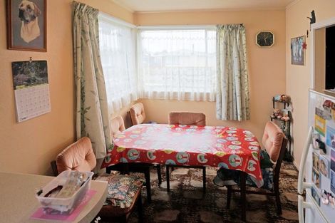Photo of property in 3 Argyle Street, Kew, Invercargill, 9812