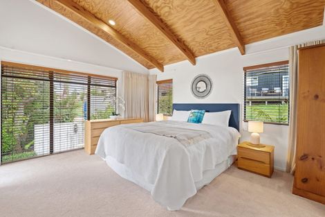 Photo of property in 1/42 Amorino Drive, Red Beach, 0932