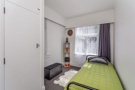 Photo of property in 23 Liverpool Street, Levin, 5510