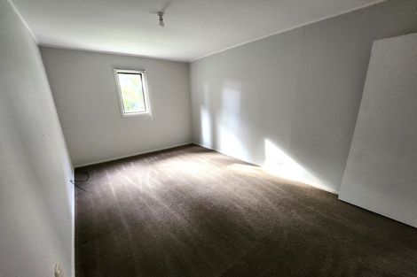 Photo of property in 105 Tidal Road, Mangere, Auckland, 2022
