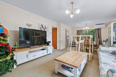 Photo of property in 2/6 Philson Terrace, Browns Bay, Auckland, 0630