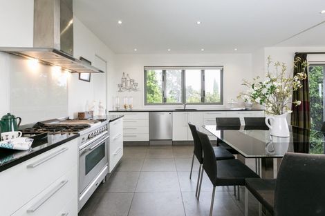 Photo of property in 151 Durham Drive, Havelock North, 4130