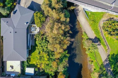 Photo of property in 423 Devon Street East, Strandon, New Plymouth, 4312