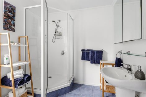 Photo of property in 48 Karewa Parade, Papamoa Beach, Papamoa, 3118