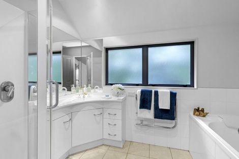 Photo of property in 16 Mccarthy Grove, Clouston Park, Upper Hutt, 5018