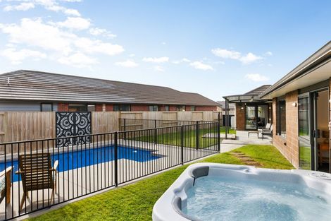 Photo of property in 24 Sirius Crescent, Rototuna North, Hamilton, 3210