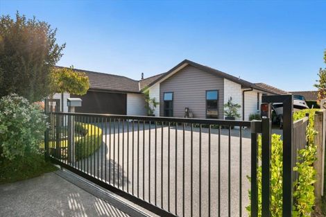Photo of property in 6 Donelle Place, Te Puke, 3119