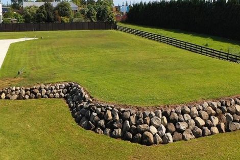 Photo of property in 92 Mould Street, Waitara, 4320