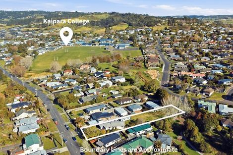 Photo of property in 71 Awaroa Road, Helensville, 0800