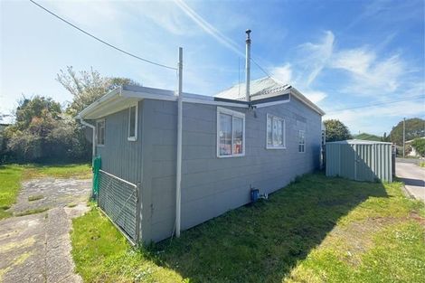 Photo of property in 30 Romilly Street, Westport, 7825