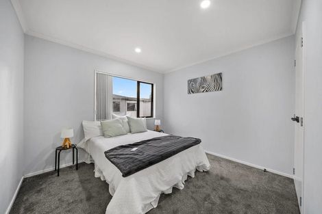 Photo of property in 10b Kent Road, Manurewa, Auckland, 2102