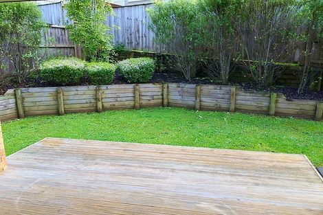 Photo of property in 7 Mazuran Place, Flat Bush, Auckland, 2016