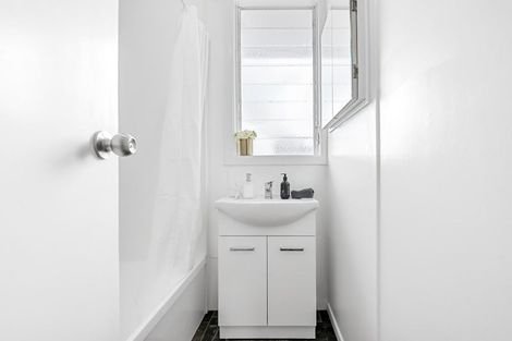 Photo of property in 12 Miro Street, Trentham, Upper Hutt, 5018