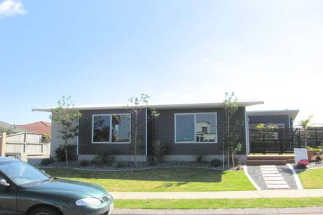 Photo of property in 15 Sanctuary Key, Papamoa Beach, Papamoa, 3118