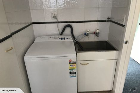 Photo of property in 2/30 Simkin Avenue, St Johns, Auckland, 1072