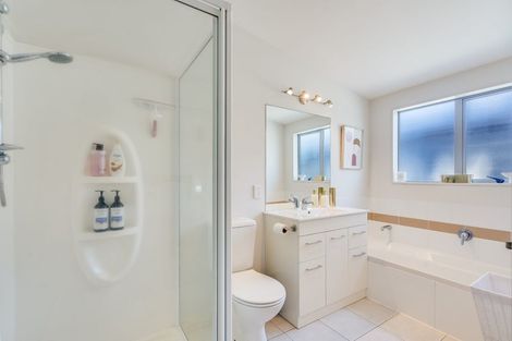 Photo of property in 40c Miro Street, Mount Maunganui, 3116