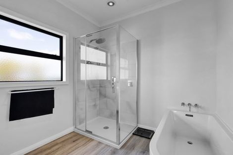 Photo of property in 43 Quinns Road, Normanby, Hawera, 4673