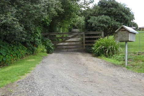 Photo of property in 309 Anzac Road, Pukekohe, 2120