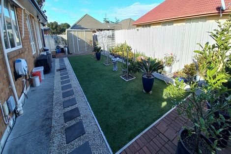 Photo of property in 4 Fernbrook Close, Burswood, Auckland, 2013
