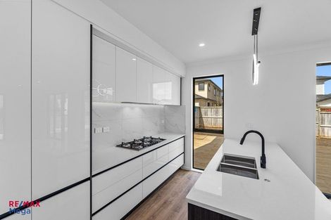 Photo of property in 14 Urney Drive, Flat Bush, Auckland, 2019