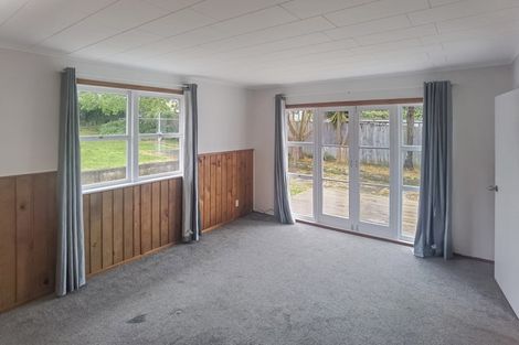 Photo of property in 31 Lowtherhurst Road, Massey, Auckland, 0614