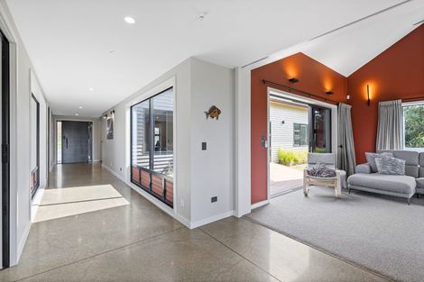 Photo of property in 67 Lomond Grove, Acacia Bay, Taupo, 3385