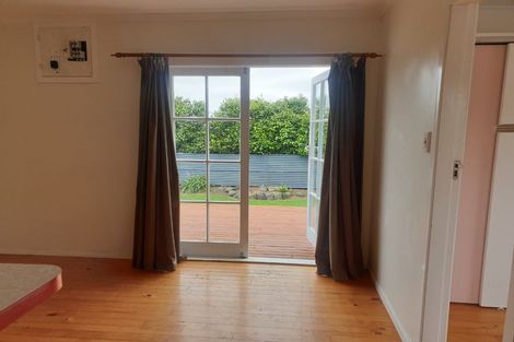 Photo of property in 41-41a Carthew Street, Okato, 4335