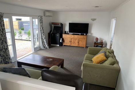 Photo of property in 1/20 Gossamer Drive, Pakuranga Heights, Auckland, 2010