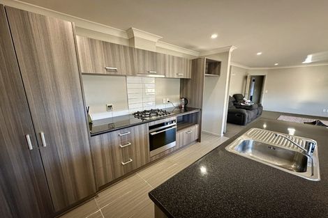 Photo of property in 6 Moonsail Drive, Whitby, Porirua, 5024