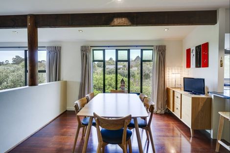 Photo of property in 72 Rochfort Road, Havelock North, 4130