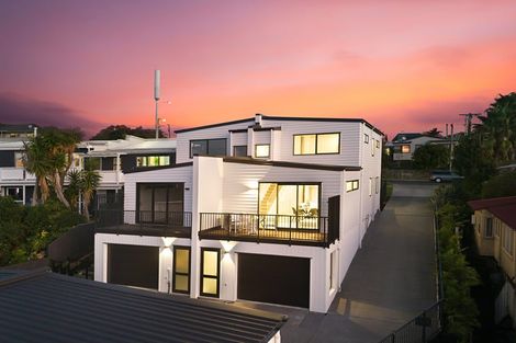 Photo of property in 11a Hebron Road, Waiake, Auckland, 0630