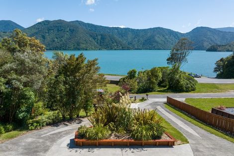 Photo of property in 7 Old Coach Road, Havelock, 7100