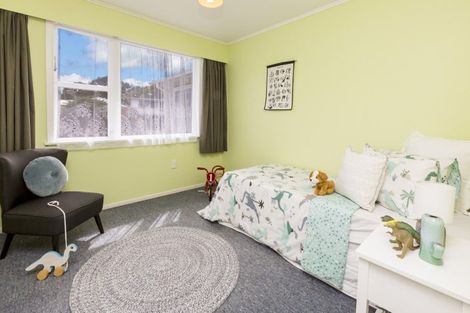 Photo of property in 4 Kukupa Grove, Heretaunga, Upper Hutt, 5018