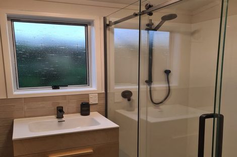 Photo of property in 2/5 Camden Road, Sandringham, Auckland, 1025