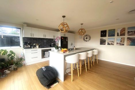 Photo of property in 1/176 Birkdale Road, Birkdale, Auckland, 0626