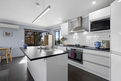 Photo of property in 171 Windermere Drive, Poike, Tauranga, 3112