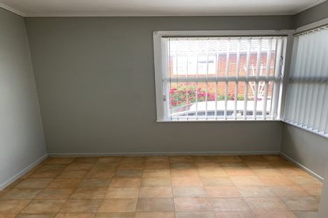 Photo of property in 26 Edinburgh Avenue, Rosehill, Papakura, 2113