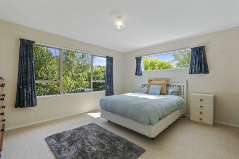 Photo of property in 2 Waterford Drive, Churton Park, Wellington, 6037