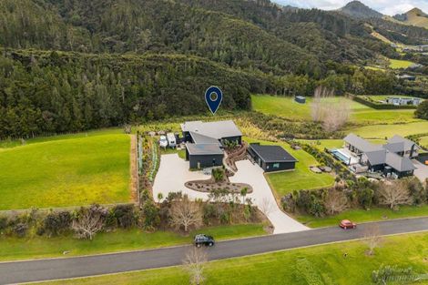 Photo of property in 84 Robert Hastie Drive, Mangawhai, 0573