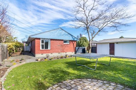 Photo of property in 316 Memorial Avenue, Burnside, Christchurch, 8053