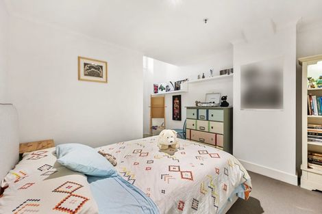 Photo of property in Augusta Apartments, 7/254 Willis Street, Te Aro, Wellington, 6011