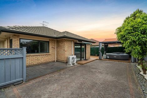 Photo of property in 31 Montilla Place, Manurewa, Auckland, 2102