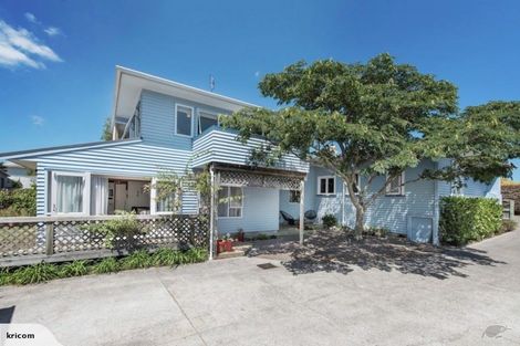 Photo of property in 440b Great South Road, Opaheke, Papakura, 2113