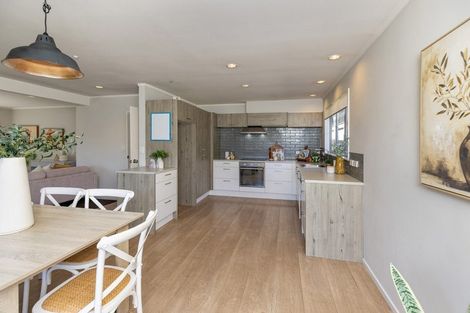 Photo of property in 131 Renown Road, Raumati South, Paraparaumu, 5032
