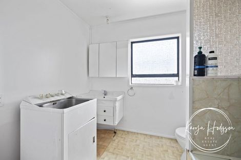 Photo of property in 109 Hurndall Street East, Maungaturoto, 0520