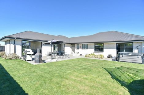 Photo of property in 12b Watkins Drive, Rangiora, 7400