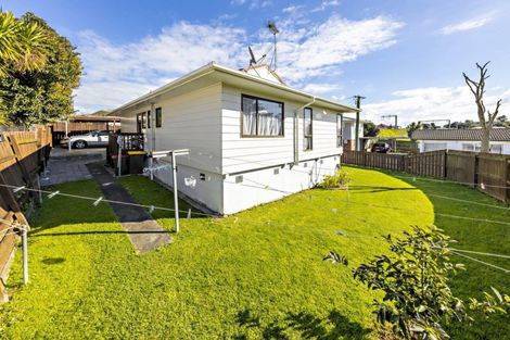 Photo of property in 2/22 Swaffield Road, Papatoetoe, Auckland, 2025