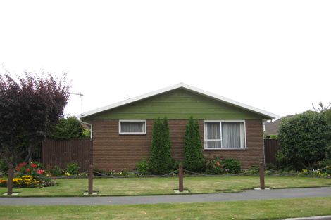 Photo of property in 77 Waratah Street, Avondale, Christchurch, 8061