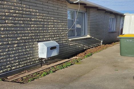 Photo of property in 1/4 Richmond Street, Waitara, 4320